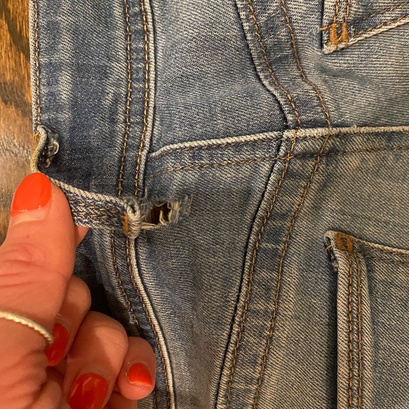 DL1961 Light Wash Ripped Jeans - Picture 8 of 8